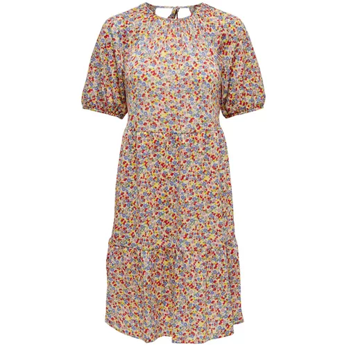 6235E24E-3265-4613-98E5-716AD12236A6