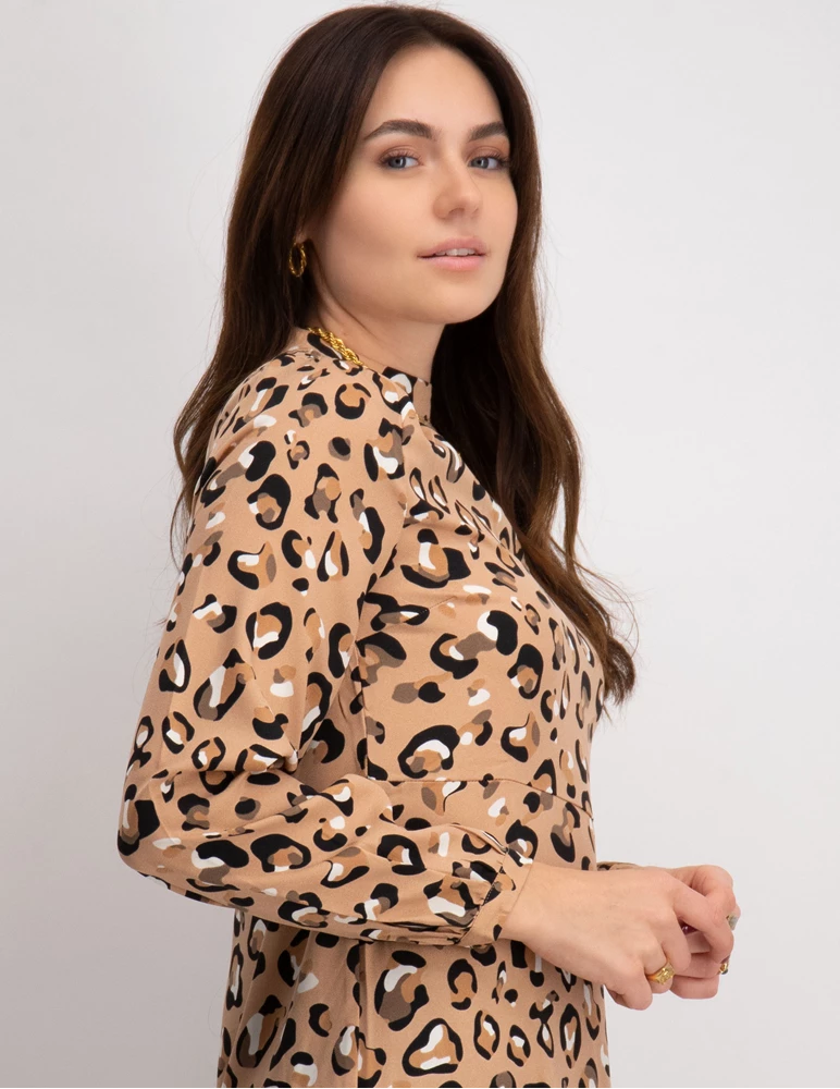 A9A31F7B-0601-4E2E-8257-B8971775104D